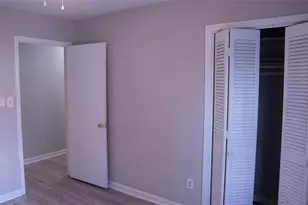 834 Hickory Ridge Rd SW, Lilburn, GA 30047 - Photo 27