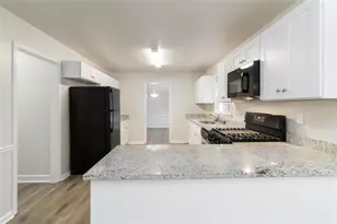 840 Deer Oaks Dr, Lawrenceville, GA 30044 - Photo 13