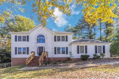 840 Deer Oaks Drive, Lawrenceville, GA 30044 - Photo 3