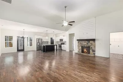 153 Anita Boulevard, Carrollton, GA 30117 - Photo 5