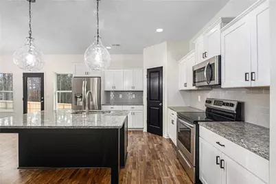 153 Anita Boulevard, Carrollton, GA 30117 - Photo 9