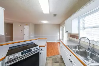 380 Hickory Street, Social Circle, GA 30025 - Photo 11