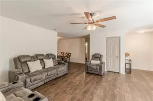 9531 Winding Way Ln, Jonesboro, GA 30238 - Photo 9