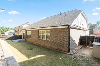 330 La Perla Drive, Sugar Hill, GA 30518 - Photo 21