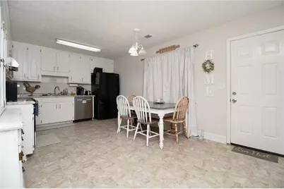 230 Laurel Way, Covington, GA 30016 - Photo 5