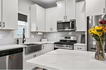 2047 Drew Drive, Atlanta, GA 30318 - Photo 17