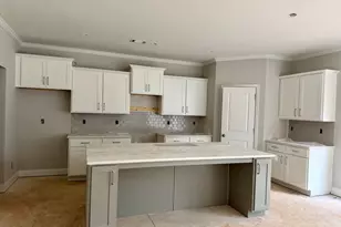 4862 White St, Sugar Hill, GA 30518 - Photo 3