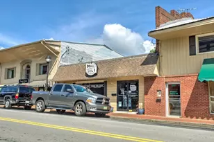 4862 White St, Sugar Hill, GA 30518 - Photo 7