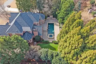 1017 Cherbury Ln, Alpharetta, GA 30022 - Photo 3