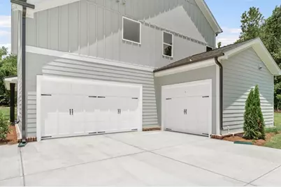 9155 Greenway Court, Gainesville, GA 30506 - Photo 3