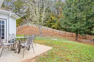 3121 Thorn Bush Dr, Gainesville, GA 30507 - Photo 29