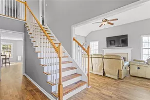 3121 Thorn Bush Dr, Gainesville, GA 30507 - Photo 3