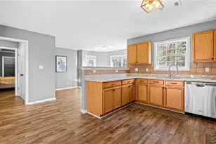 3121 Thorn Bush Dr, Gainesville, GA 30507 - Photo 9