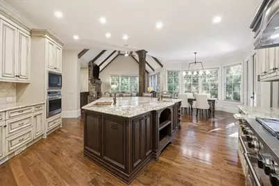 841 Camden Park Court NE, Atlanta, GA 30342 - Photo 23