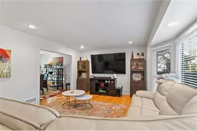 5353 Seaton Way, Dunwoody, GA 30338 - Photo 3