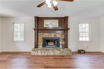 310 Lewis Circle, Commerce, GA 30529 - Photo 11