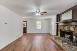 310 Lewis Cir, Commerce, GA 30529 - Photo 13