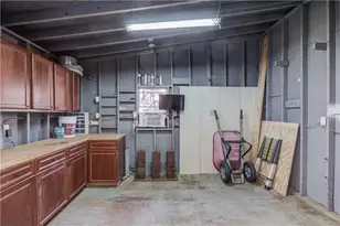 310 Lewis Cir, Commerce, GA 30529 - Photo 33