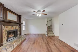 310 Lewis Cir, Commerce, GA 30529 - Photo 9