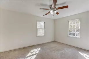 310 Lewis Cir, Commerce, GA 30529 - Photo 23