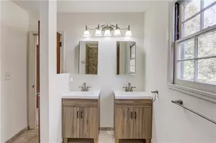 310 Lewis Cir, Commerce, GA 30529 - Photo 25