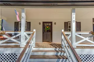 310 Lewis Cir, Commerce, GA 30529 - Photo 5