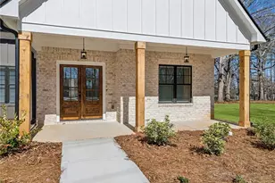 196 Red June Lane, Clarkesville, GA 30523 - Photo 3