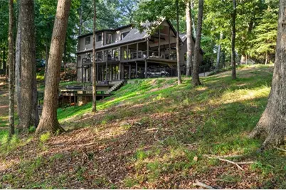 6680 Woodlake Drive, Flowery Branch, GA 30542 - Photo 23