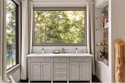 6680 Woodlake Drive, Flowery Branch, GA 30542 - Photo 73