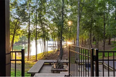 6680 Woodlake Drive, Flowery Branch, GA 30542 - Photo 25