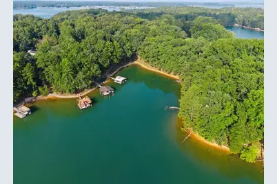 6680 Woodlake Drive, Flowery Branch, GA 30542 - Photo 5