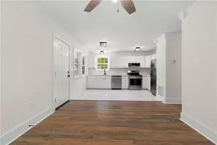 1271 Hayes St, Madison, GA 30650 - Photo 7