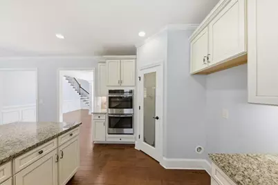 8930 Cobblestone Lane, Cumming, GA 30041 - Photo 19