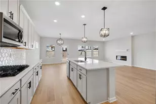 2938 Sweet Red Cir, Braselton, GA 30517 - Photo 9