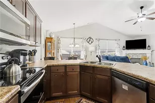 600 Elrod St, Cornelia, GA 30531 - Photo 11