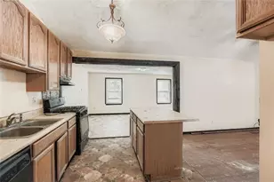 6807 Shangrila Way, Riverdale, GA 30296 - Photo 11