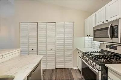 1371 Keys Crossing Drive NE, Atlanta, GA 30319 - Photo 11