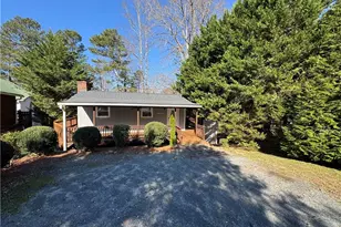 8940 Bay Dr, Gainesville, GA 30506 - Photo 25