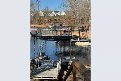 8940 Bay Drive, Gainesville, GA 30506 - Photo 27