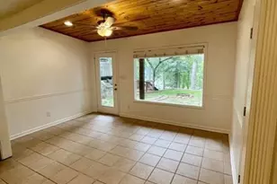 8940 Bay Dr, Gainesville, GA 30506 - Photo 11