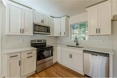 3262 Moravia Drive, Lithonia, GA 30038 - Photo 17