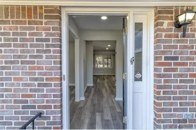 5618 Fern Creek Drive SW, Lilburn, GA 30047 - Photo 3