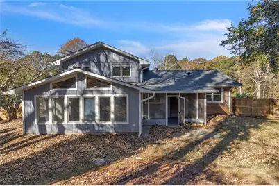 5618 Fern Creek Drive SW, Lilburn, GA 30047 - Photo 23