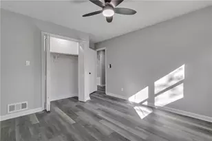 5618 Fern Creek Dr SW, Lilburn, GA 30047 - Photo 17