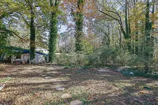 804 Rowland Rd, Stone Mountain, GA 30083 - Photo 23