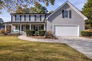 921 Roxeywood Dr, Winder, GA 30680 - Photo 1