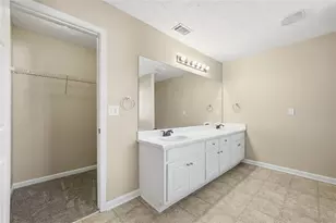 921 Roxeywood Dr, Winder, GA 30680 - Photo 49