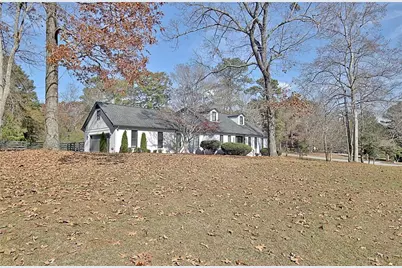 370 Dix Lee On Drive, Fayetteville, GA 30214 - Photo 5