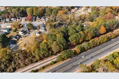 400 Palmer Drive, Stone Mountain, GA 30083 - Photo 9