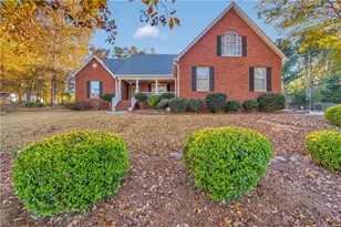 523 Barhams Ridge Dr, McDonough, GA 30252 - Photo 1